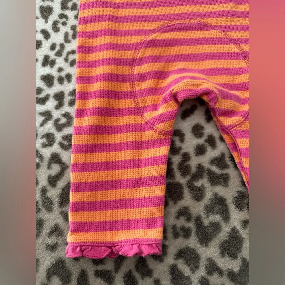 2006 babyGap Striped One Piece in Pink Orange Size 6-12 Newborn